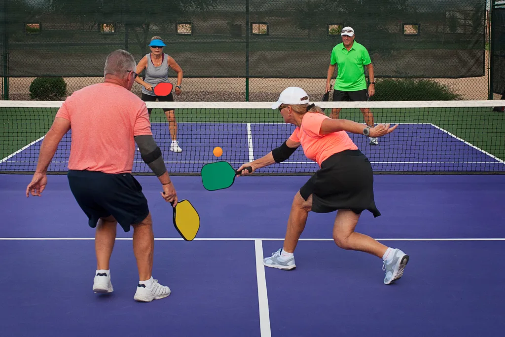 PIckleball Court Near me - league play